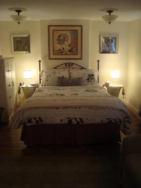 Paddington Place Bed & Breakfast Oshawa Exterior photo